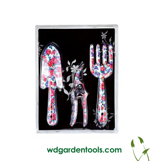 Garden tool sets