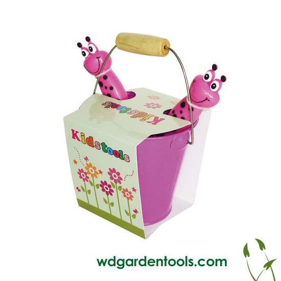 Toddler gardening set